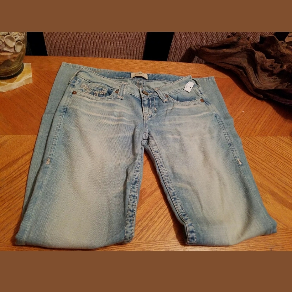 Big Star Liv Straight Jeans Women Sz 25R NWT
